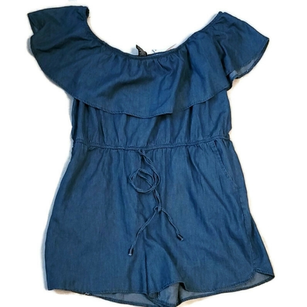 NWT Justify romper shorts chambray ruffled neck XL